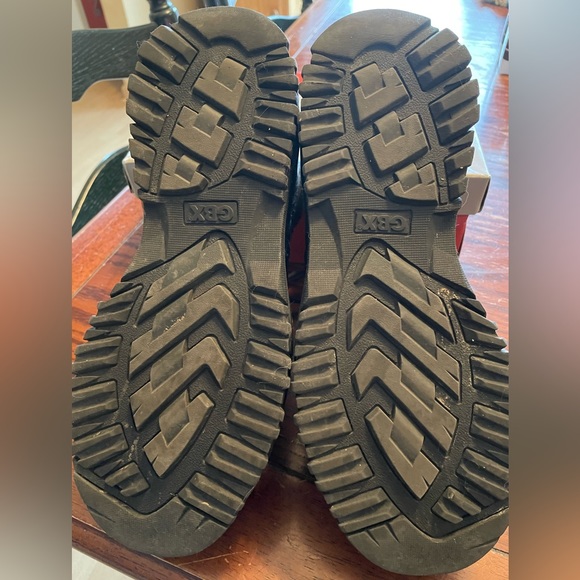 Men’s black leather GBX boots. Size 10.5. - Picture 4 of 4